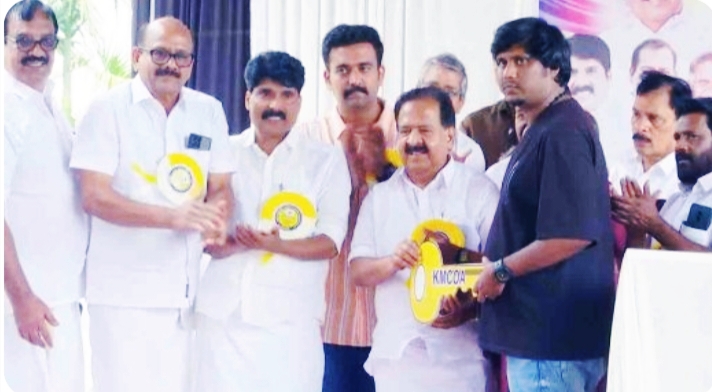നാല് വീടുകളുടെ താക്കോൽദാനം നിർവഹിച്ചു.