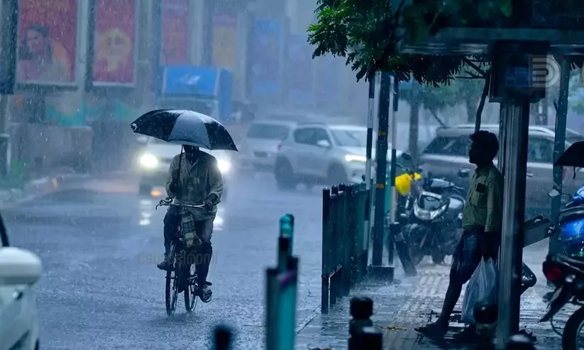 സംസ്ഥാനത്ത് വീണ്ടും മഴ ശക്തമാകുന്നു. ഞായറാഴ്ച്ച മുതല്‍ മഴ ശക്തമാകും; അഞ്ച് ജില്ലകളില്‍ യെല്ലോ അലര്‍ട്ട്