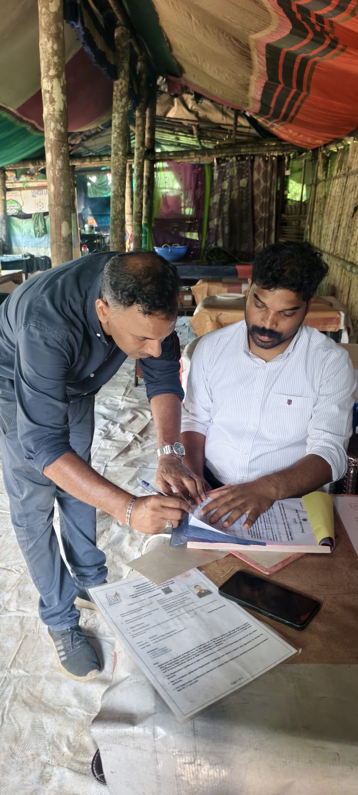 വൃത്തിഹീനമായി പ്രവർത്തിച്ച ഭക്ഷണ ശാലകൾ പൂട്ടിച്ചു