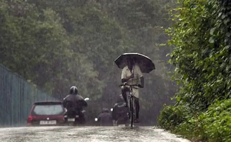 കേരളത്തില്‍ കനത്ത മഴ മുന്നറിയിപ്പ്; വ്യാഴാഴ്ച വരെ ജാഗ്രത