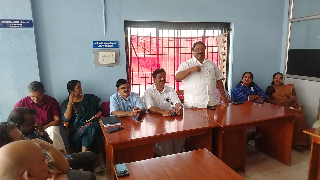 നഗരത്തിലെ ഹോട്ടലുകളിലെ ചായ ,ചെറുകടികൾ വില ഏകീകരിക്കാൻ തീരുമാനം,
